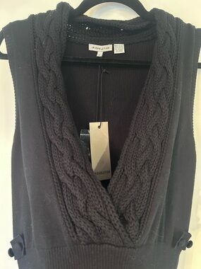 NWT Black Cable-Knit V-Neck Women's Top